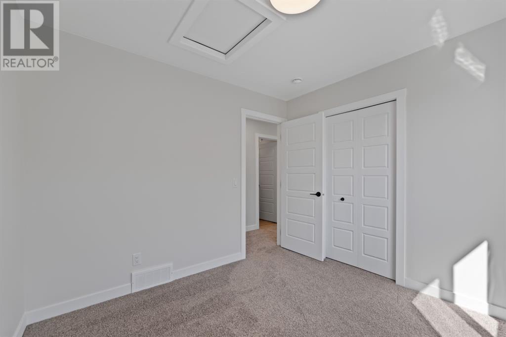 Single Family House for Sale in  Creekview Common SW Pine Creek Calgary 