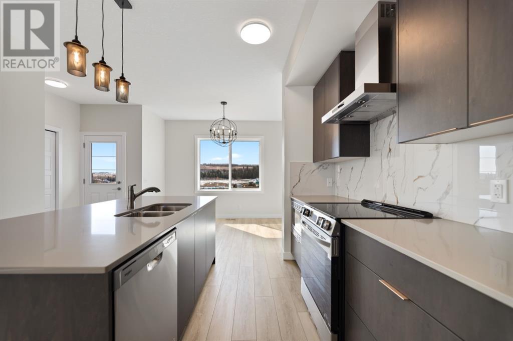 Single Family House for Sale in  Creekview Common SW Pine Creek Calgary 