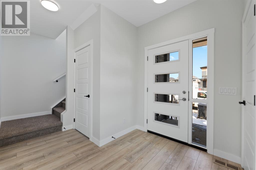 Single Family House for Sale in  Creekview Common SW Pine Creek Calgary 