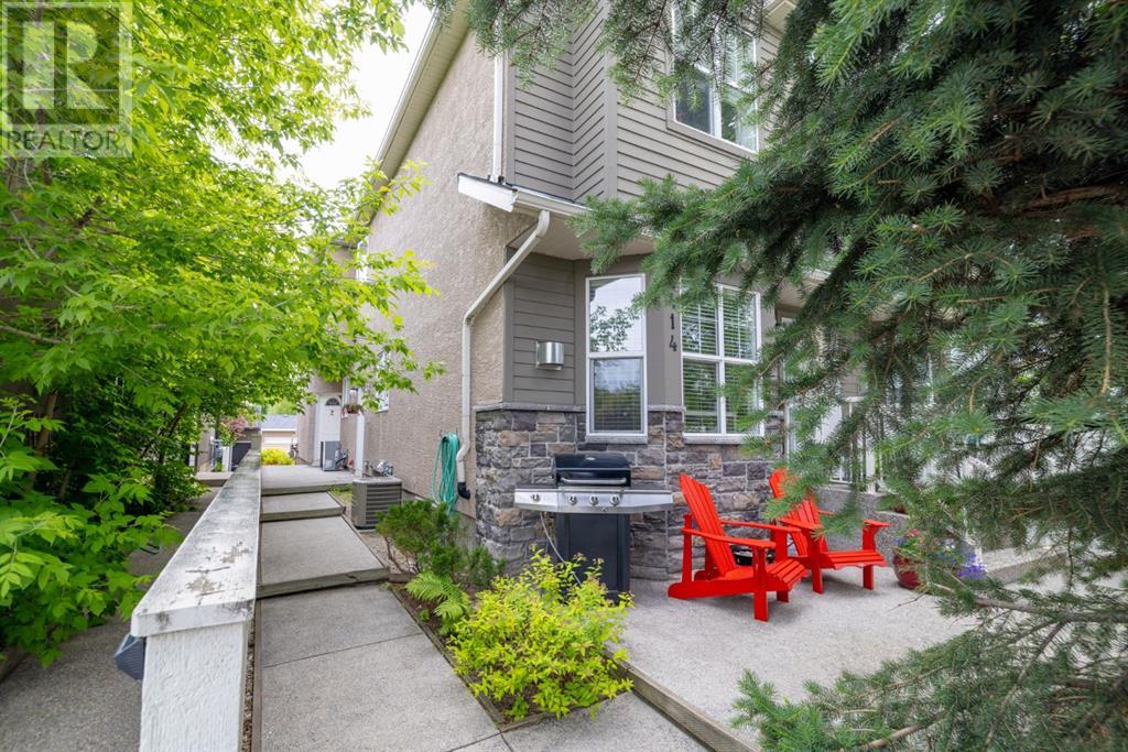 Single Family House for Sale in    Street SW Killarney/Glengarry Calgary 
