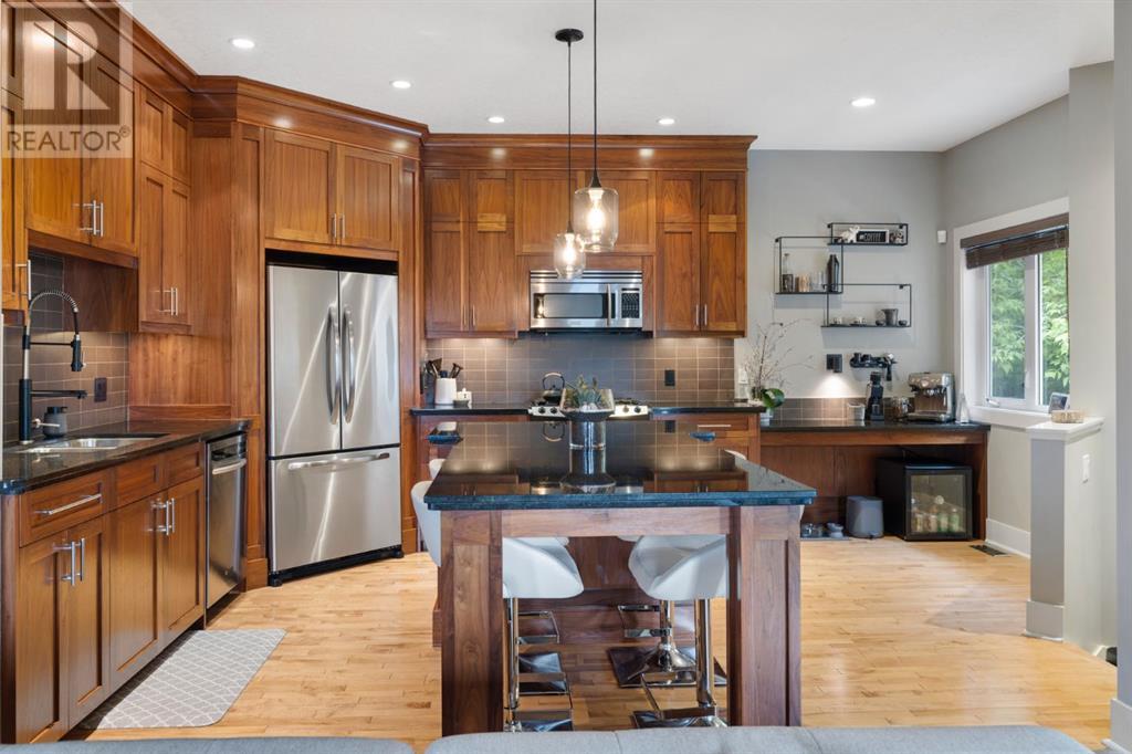 Single Family House for Sale in    Street SW Killarney/Glengarry Calgary 