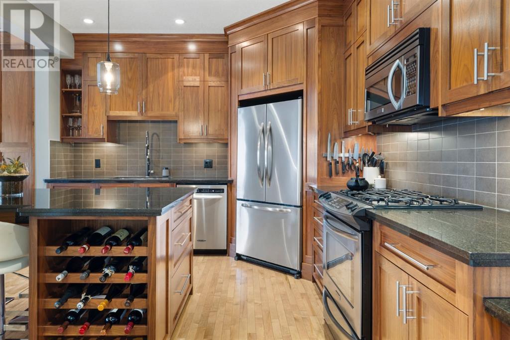 Single Family House for Sale in    Street SW Killarney/Glengarry Calgary 