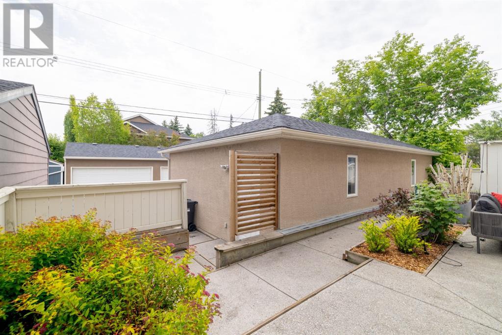 Single Family House for Sale in    Street SW Killarney/Glengarry Calgary 