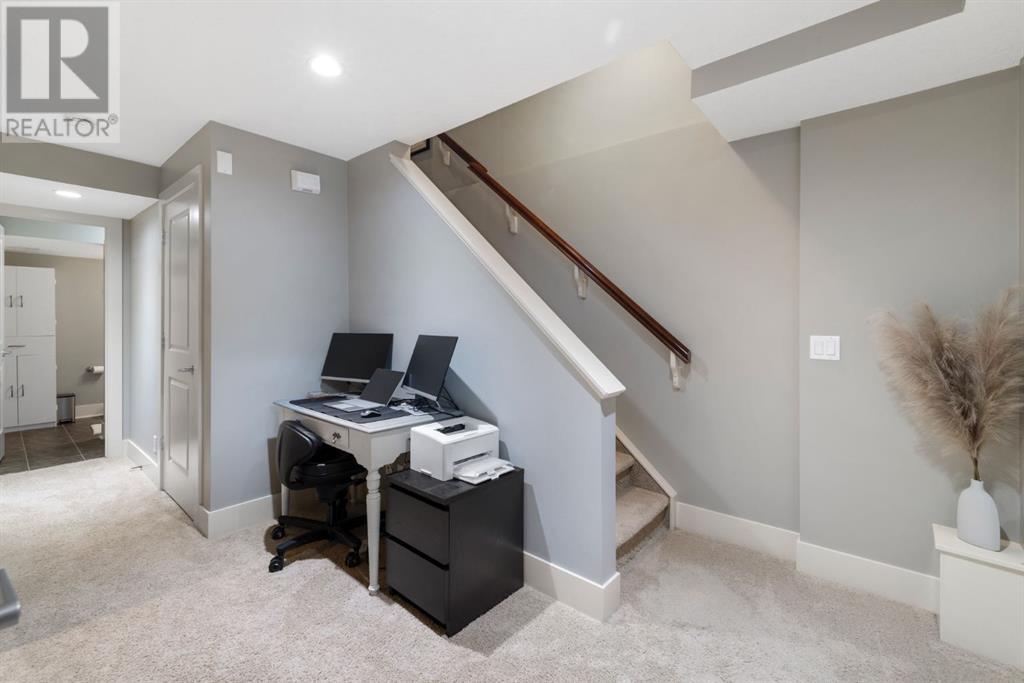 Single Family House for Sale in    Street SW Killarney/Glengarry Calgary 