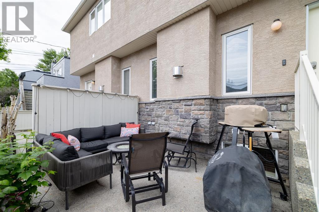 Single Family House for Sale in    Street SW Killarney/Glengarry Calgary 