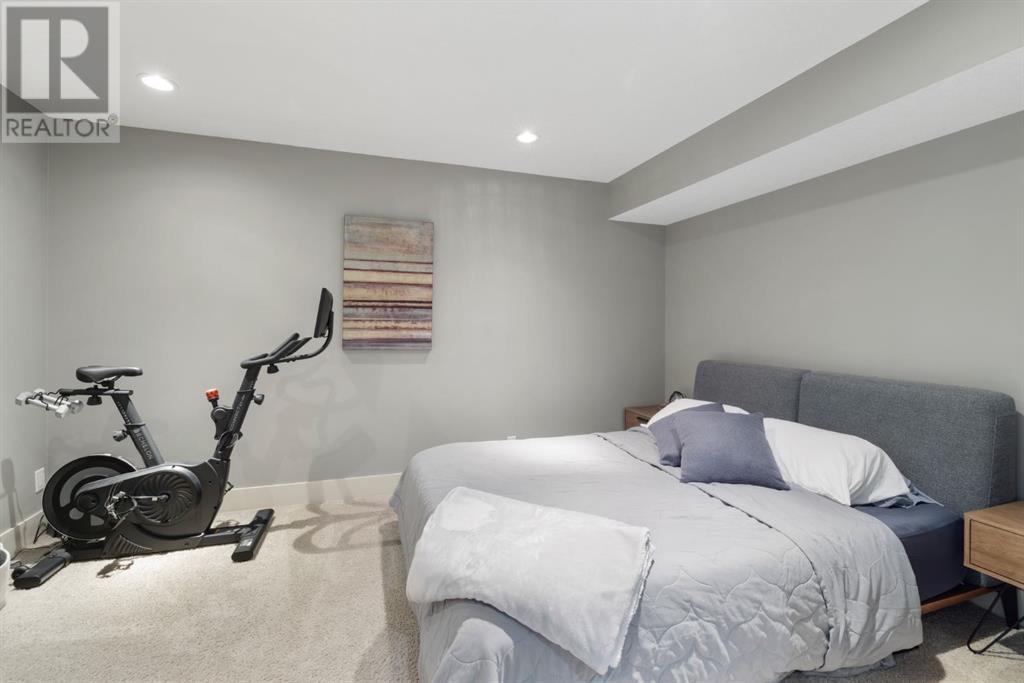 Single Family House for Sale in    Street SW Killarney/Glengarry Calgary 