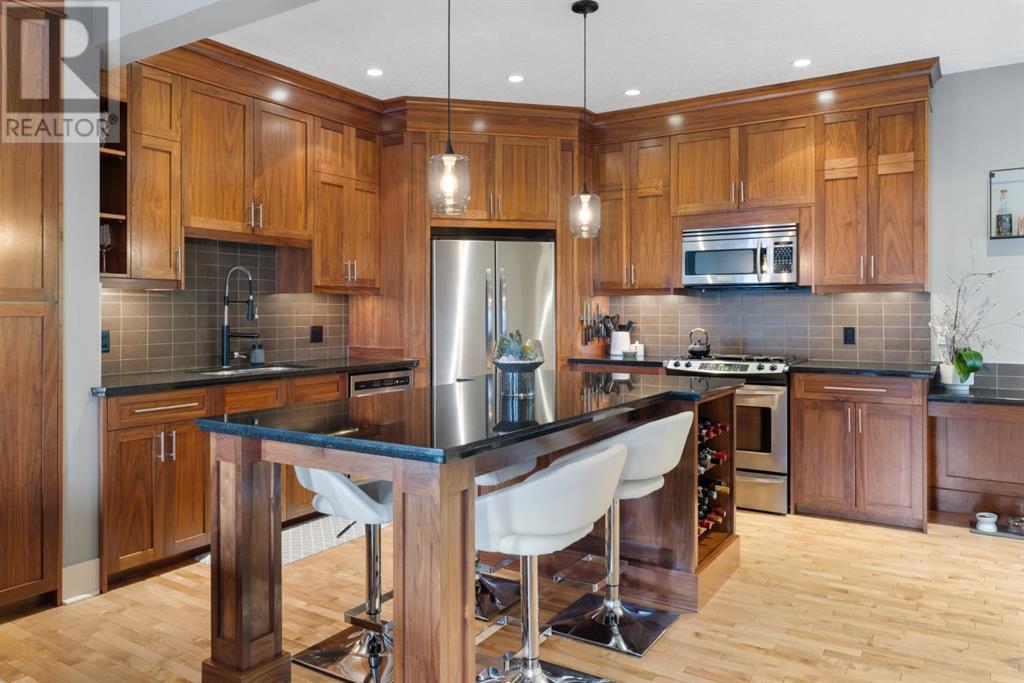 Single Family House for Sale in    Street SW Killarney/Glengarry Calgary 