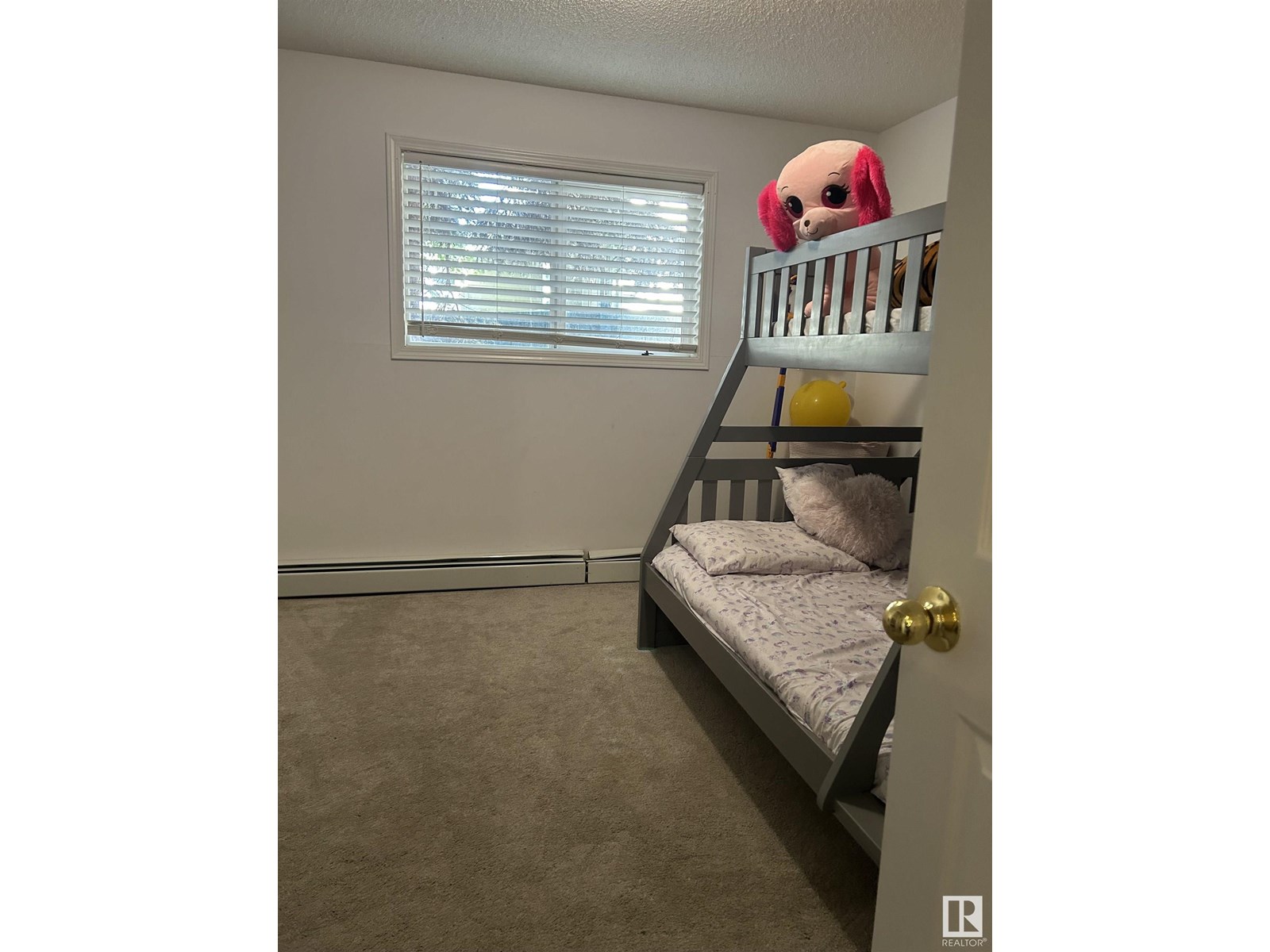 Photo 15 of 104 2430 Guardian Rd Nw, Edmonton AB