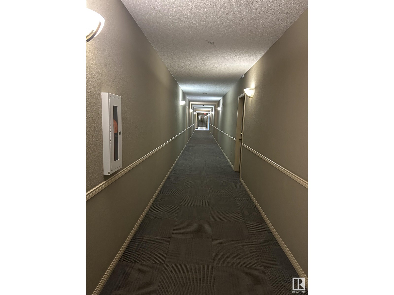 Photo 3 of 104 2430 Guardian Rd Nw, Edmonton AB