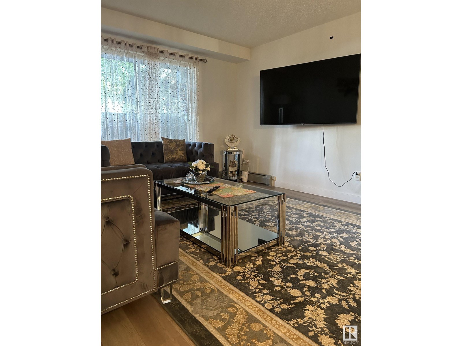 Photo 18 of 104 2430 Guardian Rd Nw, Edmonton AB