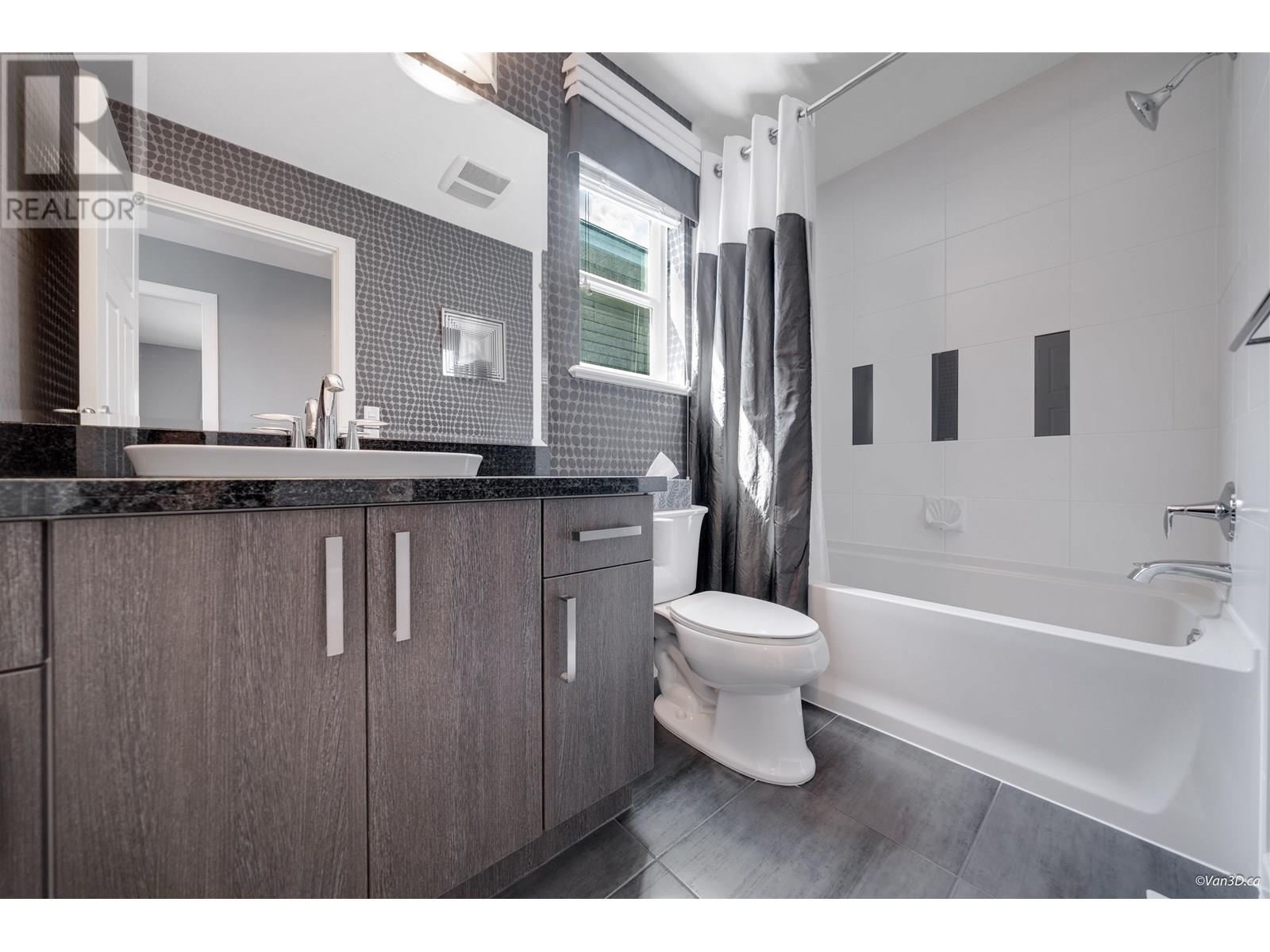 Photo 25 of 3370 Highland Drive, Coquitlam BC