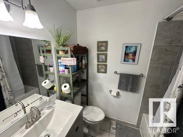 Photo 26 of 4631 126 Av Nw, Edmonton AB