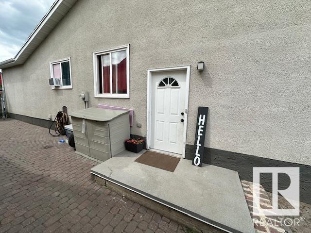 Photo 6 of 4631 126 Av Nw, Edmonton AB
