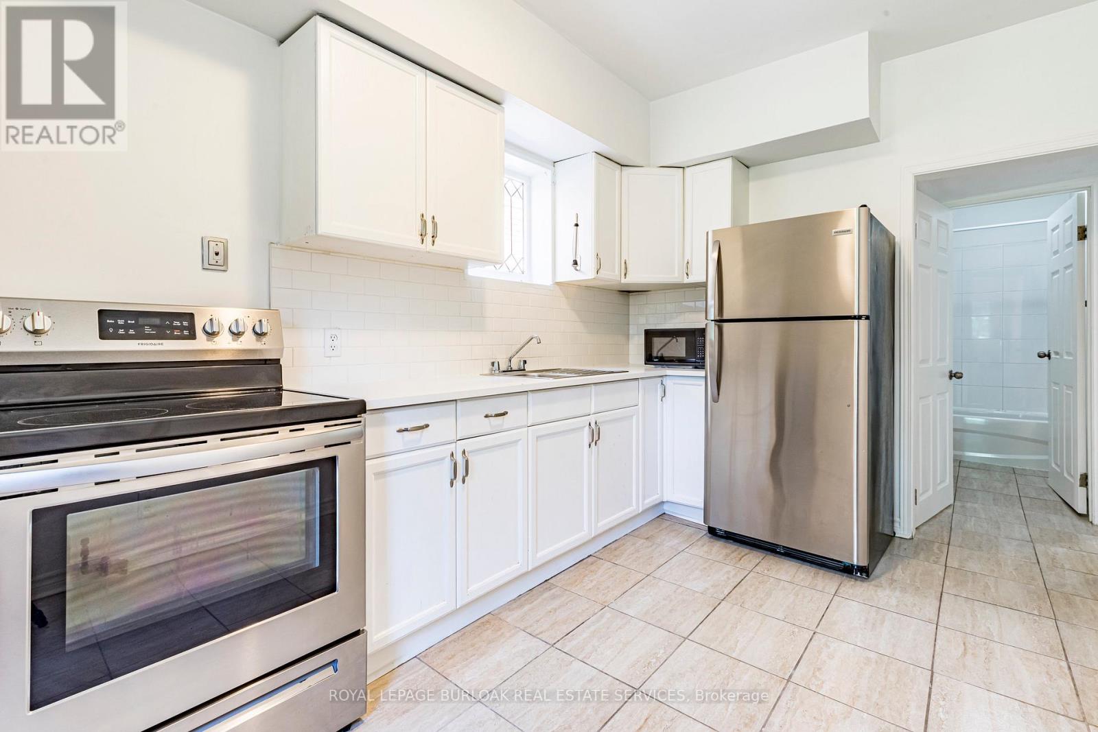 Photo 1 of 22 Myrtle Avenue, Hamilton ON