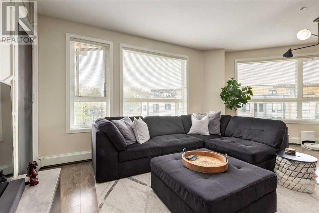 Single Family House for Sale in    Street NE Renfrew Calgary 