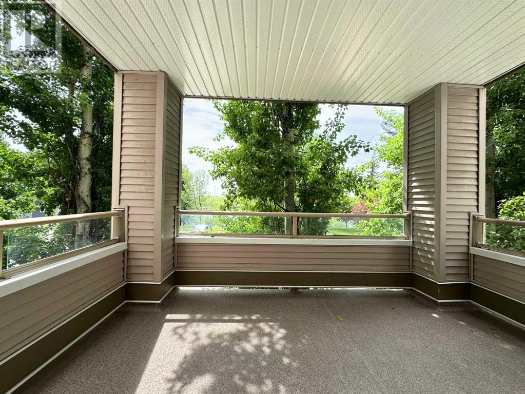 Single Family House for Sale in   Somervale Court SW Somerset Calgary 