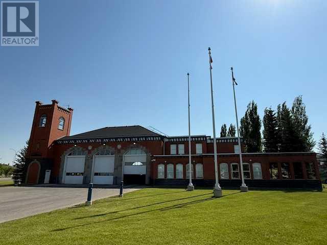 12, 21 McKenzie Towne Gate SE, Calgary, Alberta