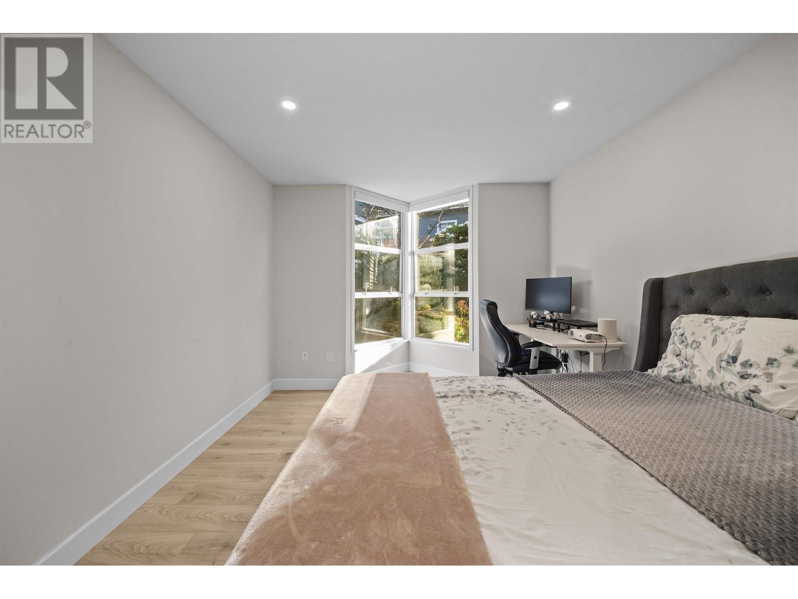 Photo 34 of 103 3399 Capilano Crescent, North Vancouver BC