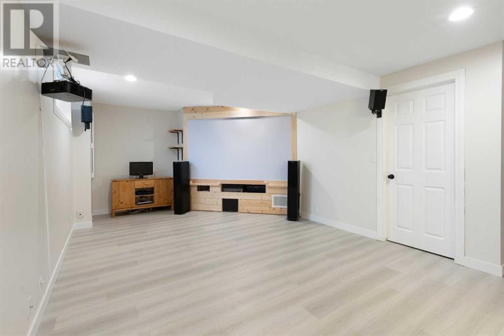 Single Family House for Sale in  Citadel Acres Close NW Citadel Calgary 