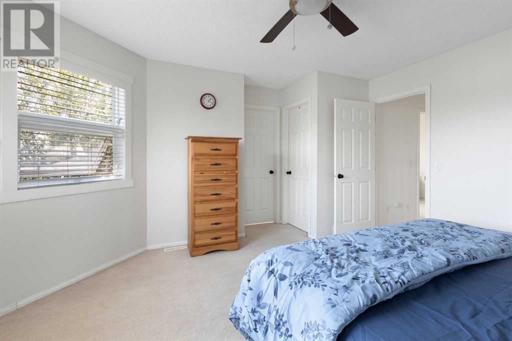 Single Family House for Sale in  Citadel Acres Close NW Citadel Calgary 