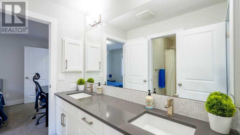 Single Family House for Sale in  Nolanfield Way NW Nolan Hill Calgary 