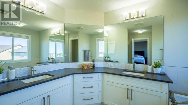 Single Family House for Sale in  Nolanfield Way NW Nolan Hill Calgary 