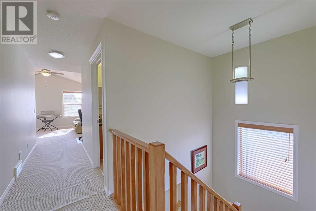 Photo 31 of 275 Silverado Plains Close Sw, Calgary AB