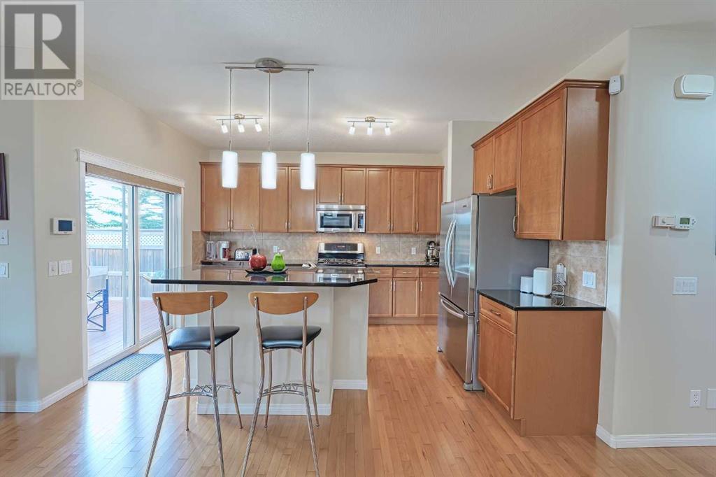 Photo 11 of 275 Silverado Plains Close Sw, Calgary AB