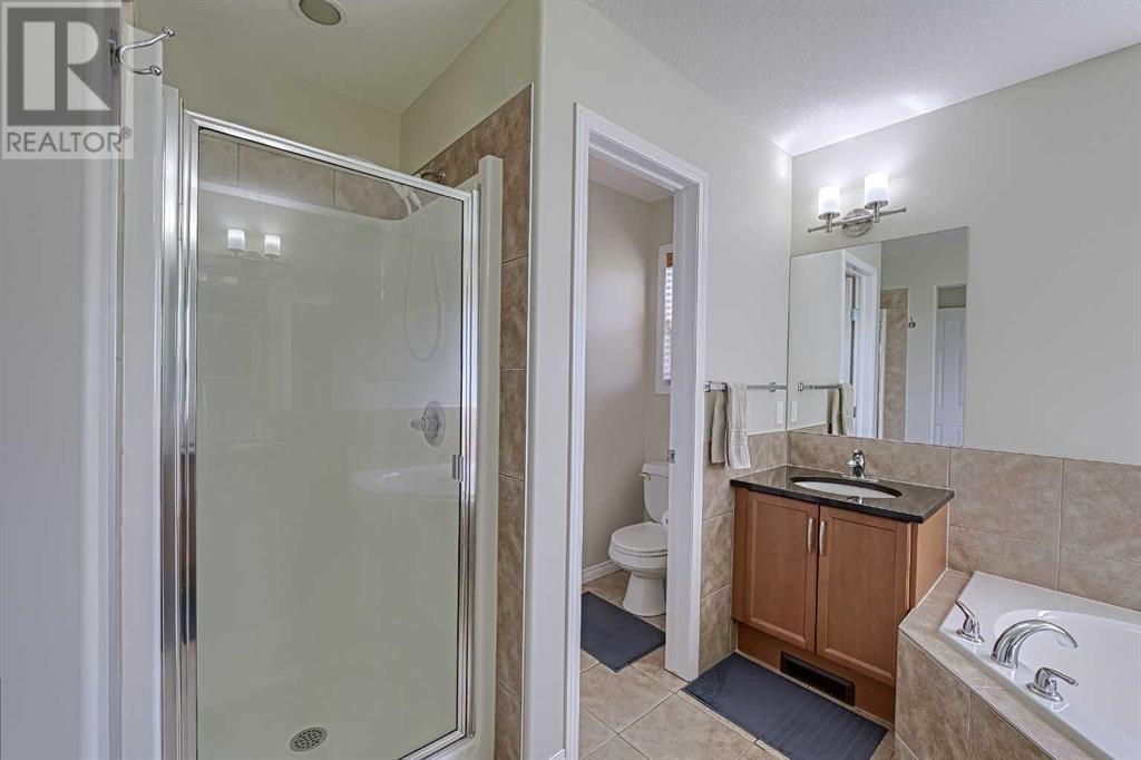 Photo 17 of 275 Silverado Plains Close Sw, Calgary AB
