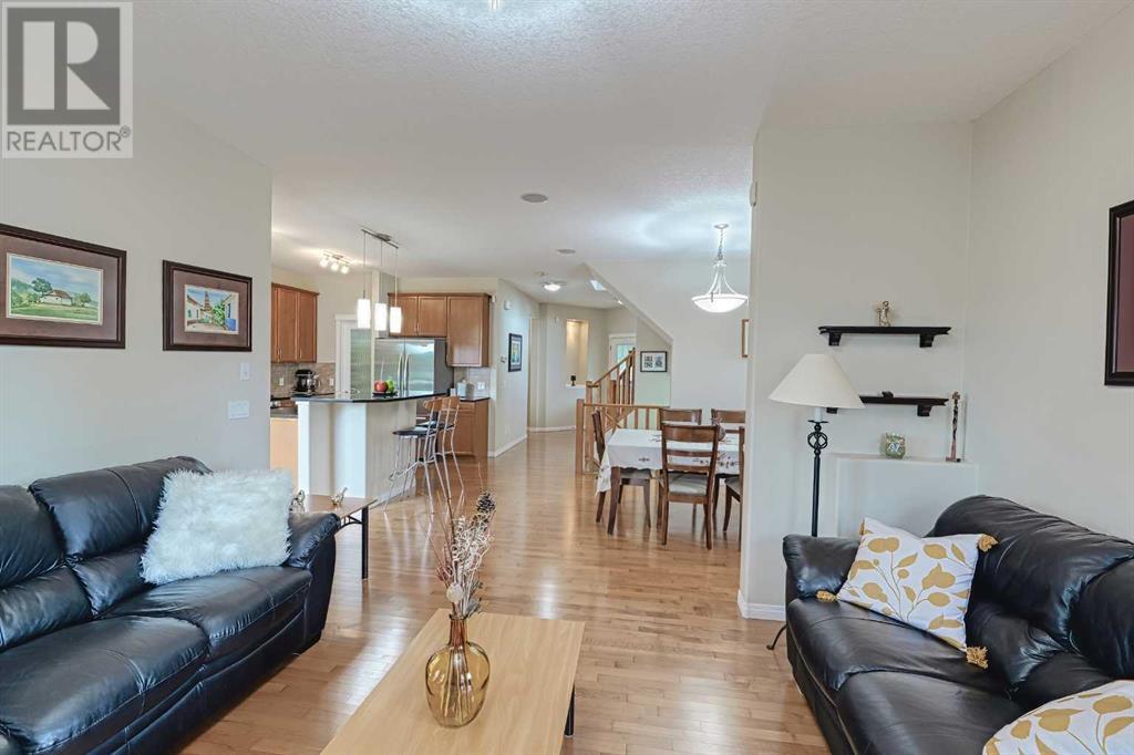 Photo 21 of 275 Silverado Plains Close Sw, Calgary AB