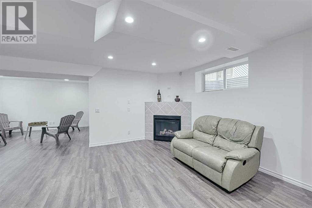 Photo 22 of 275 Silverado Plains Close Sw, Calgary AB