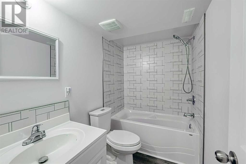 Photo 18 of 275 Silverado Plains Close Sw, Calgary AB