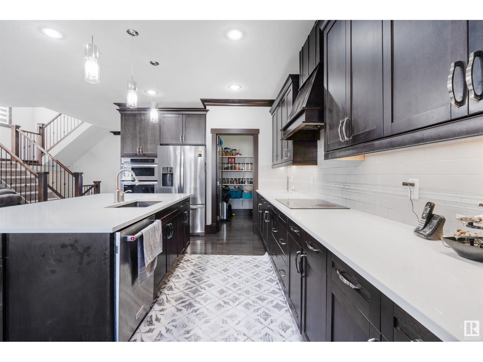 Photo 6 of 3223 Allan Wy Sw, Edmonton AB