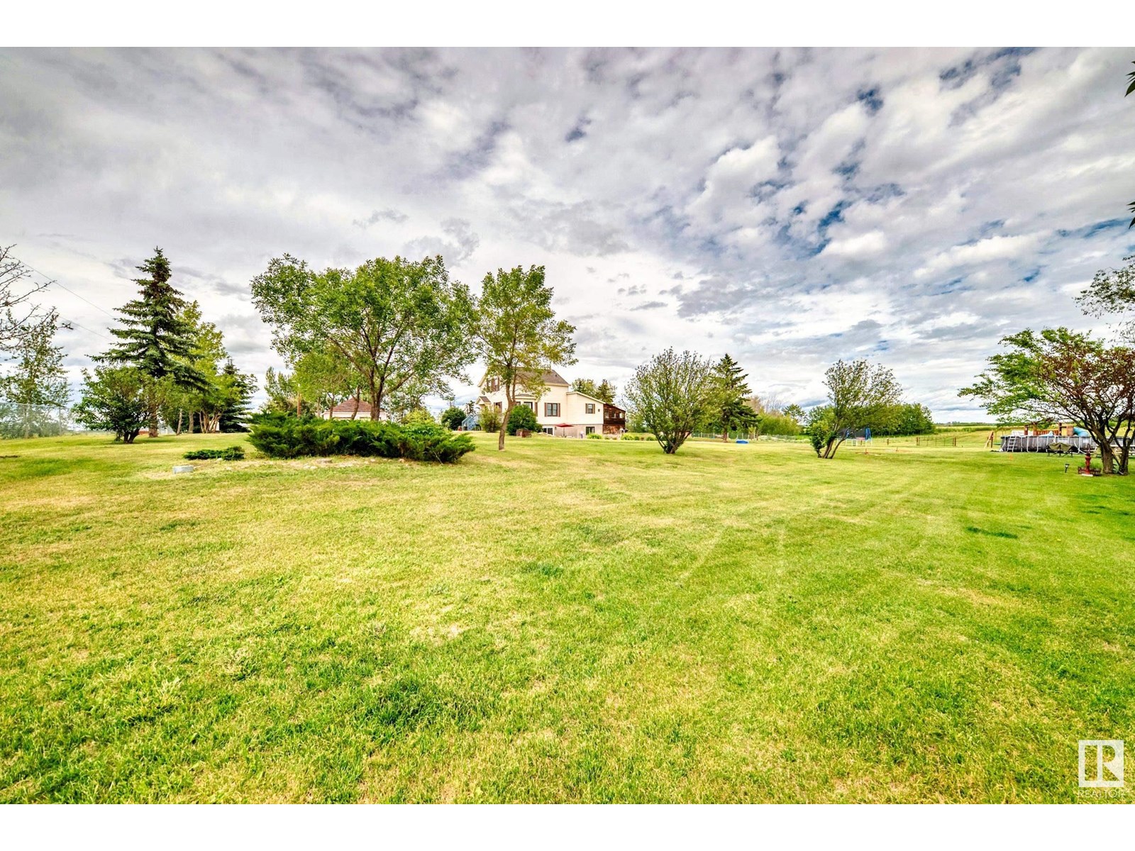 Photo 46 of 49231 Hwy 814 Nw, Rural Leduc County AB