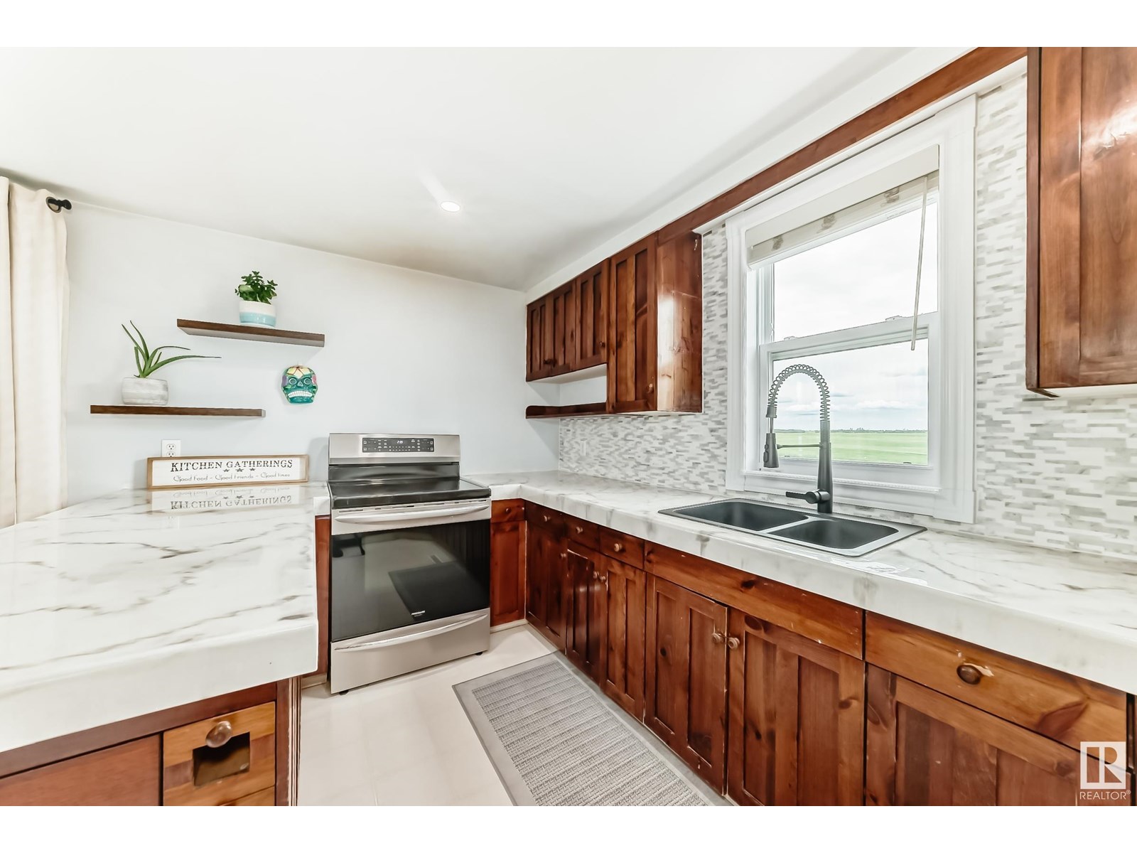 Photo 6 of 49231 Hwy 814 Nw, Rural Leduc County AB