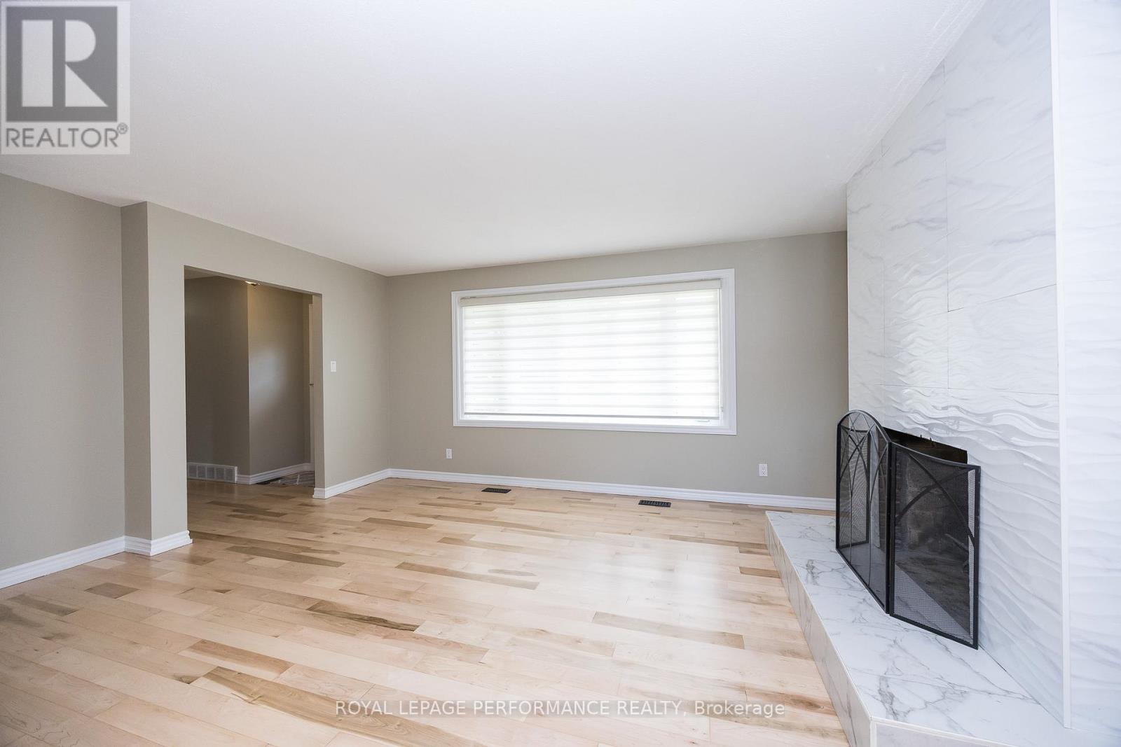 Photo 34 of 1398 Jamison Avenue S, Ottawa ON