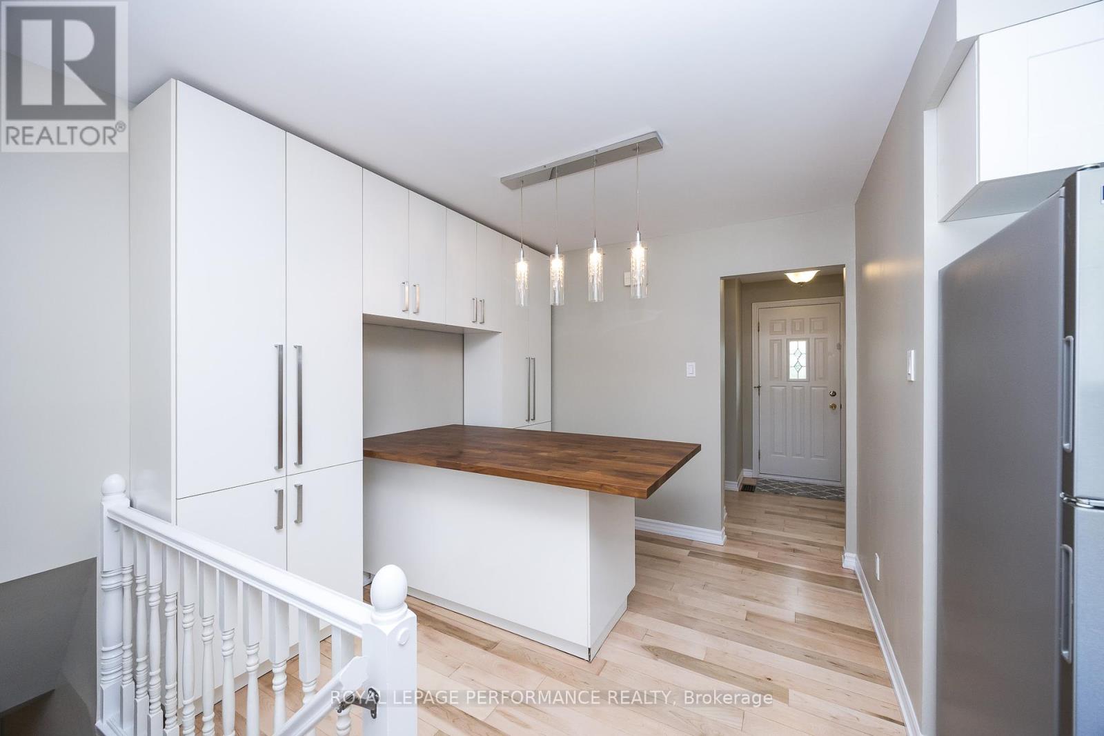 Photo 35 of 1398 Jamison Avenue S, Ottawa ON