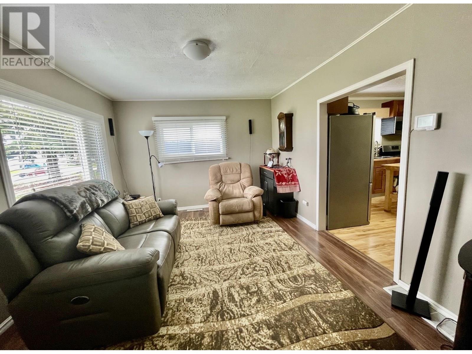 Photo 12 of 8319 94 Avenue, Fort St John BC