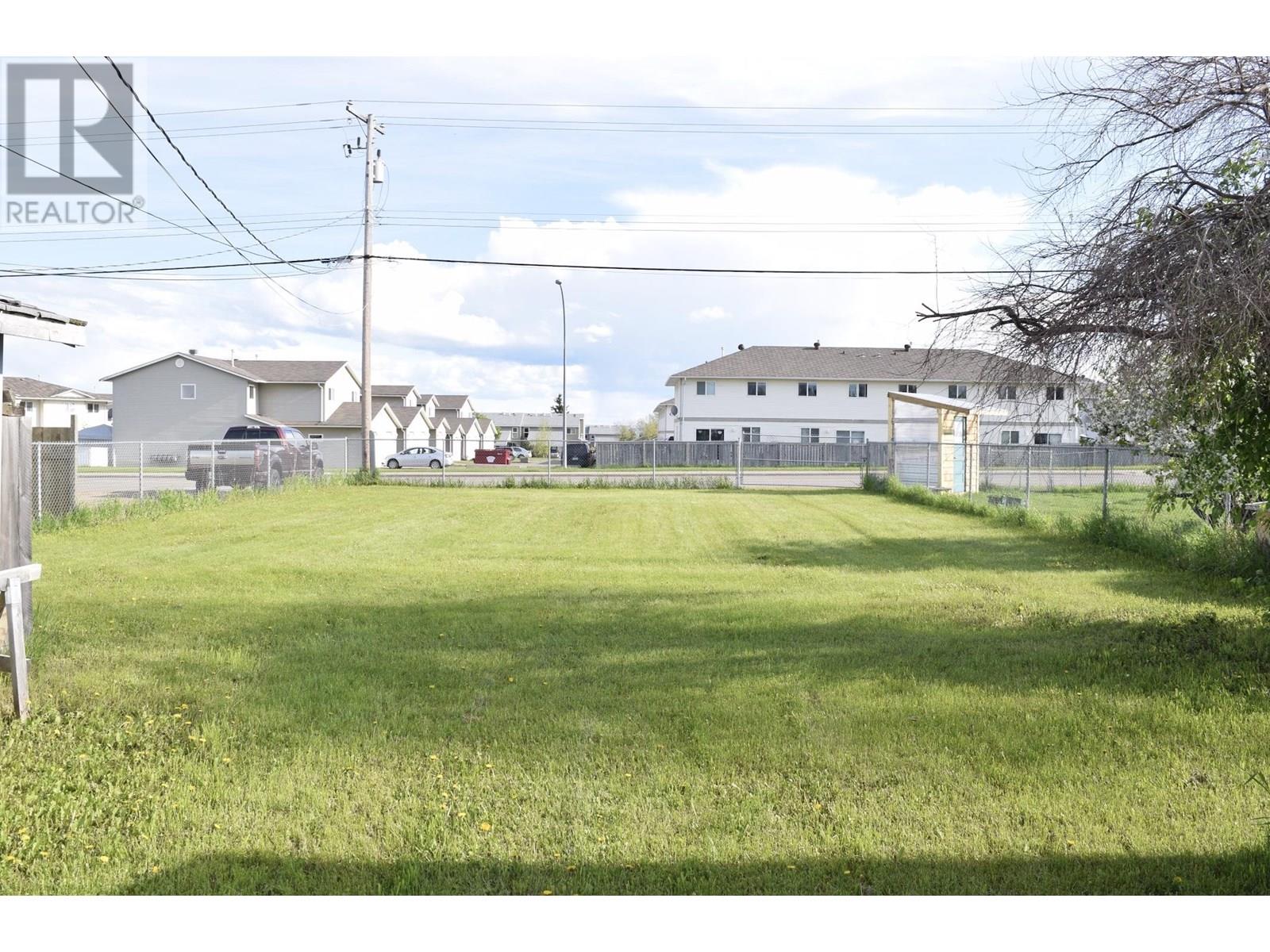 Photo 25 of 8319 94 Avenue, Fort St John BC