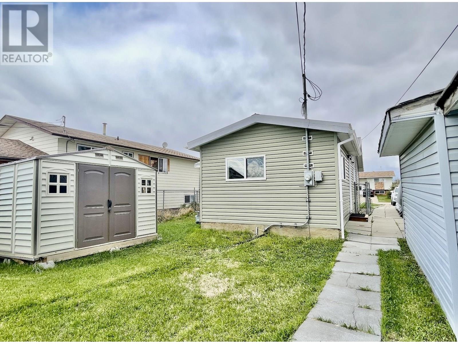 Photo 22 of 8319 94 Avenue, Fort St John BC