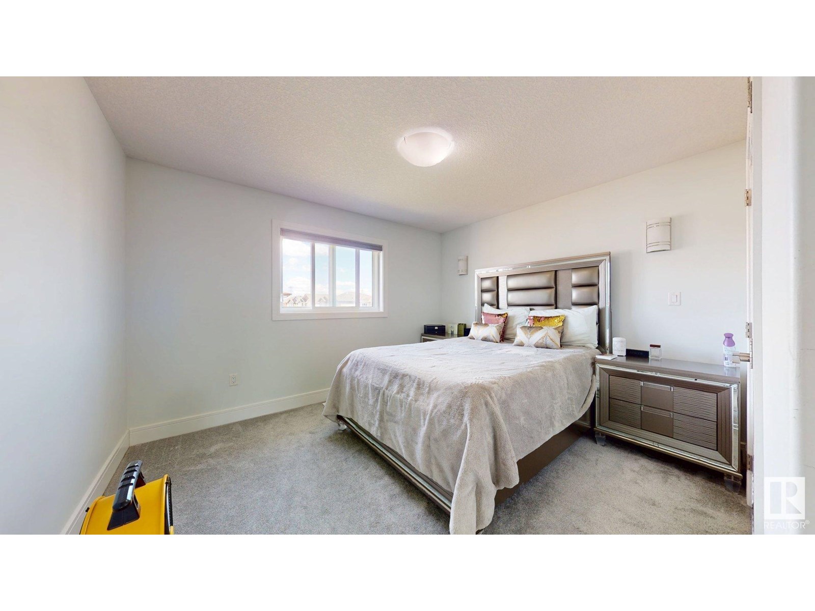 Photo 38 of 1103 30 St Nw, Edmonton AB