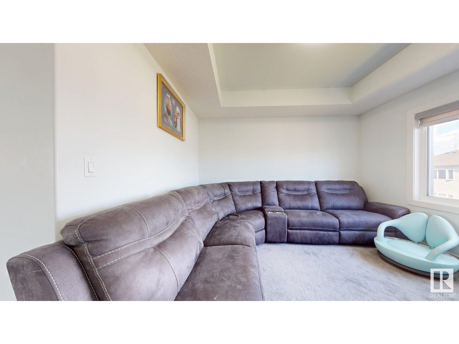 Photo 17 of 1103 30 St Nw, Edmonton AB