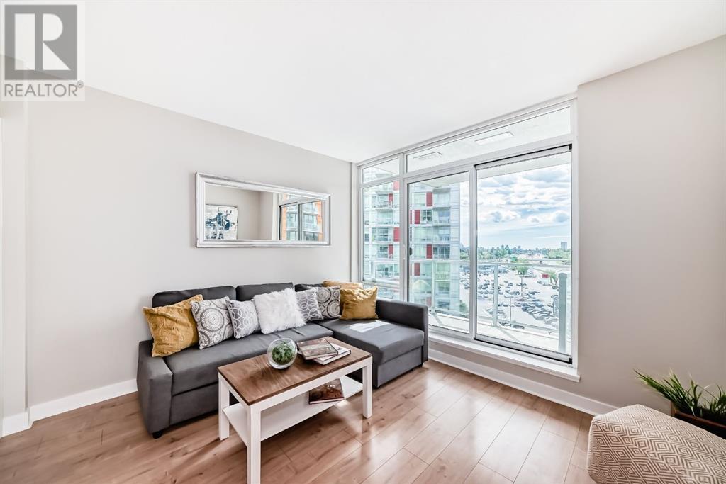 Single Family House for Sale in   Brentwood Common NW Brentwood Calgary 