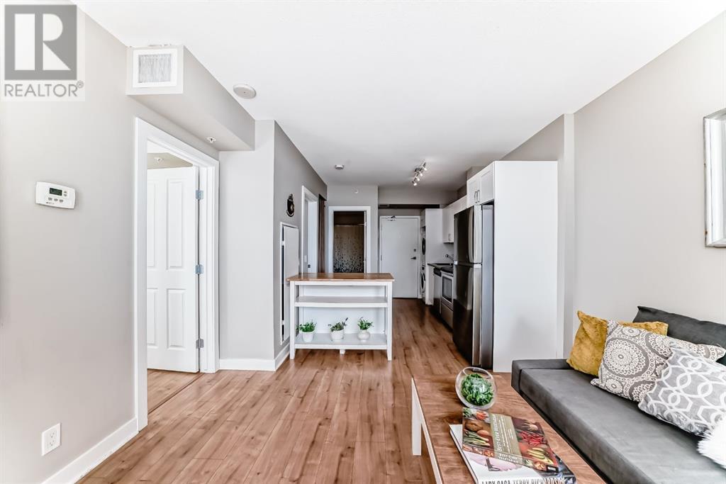 Single Family House for Sale in   Brentwood Common NW Brentwood Calgary 