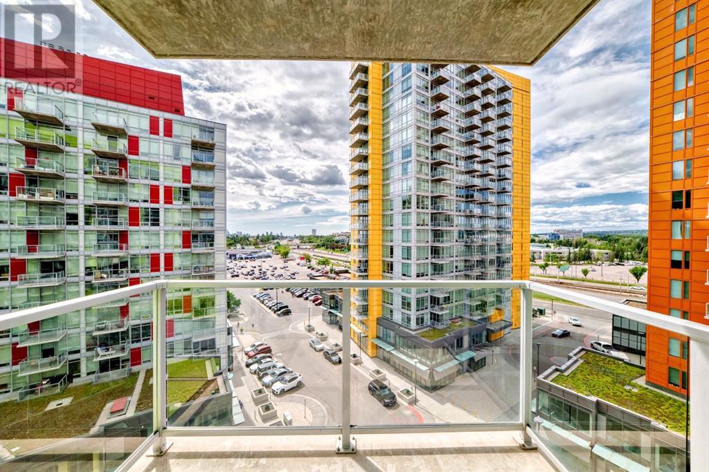 Single Family House for Sale in   Brentwood Common NW Brentwood Calgary 