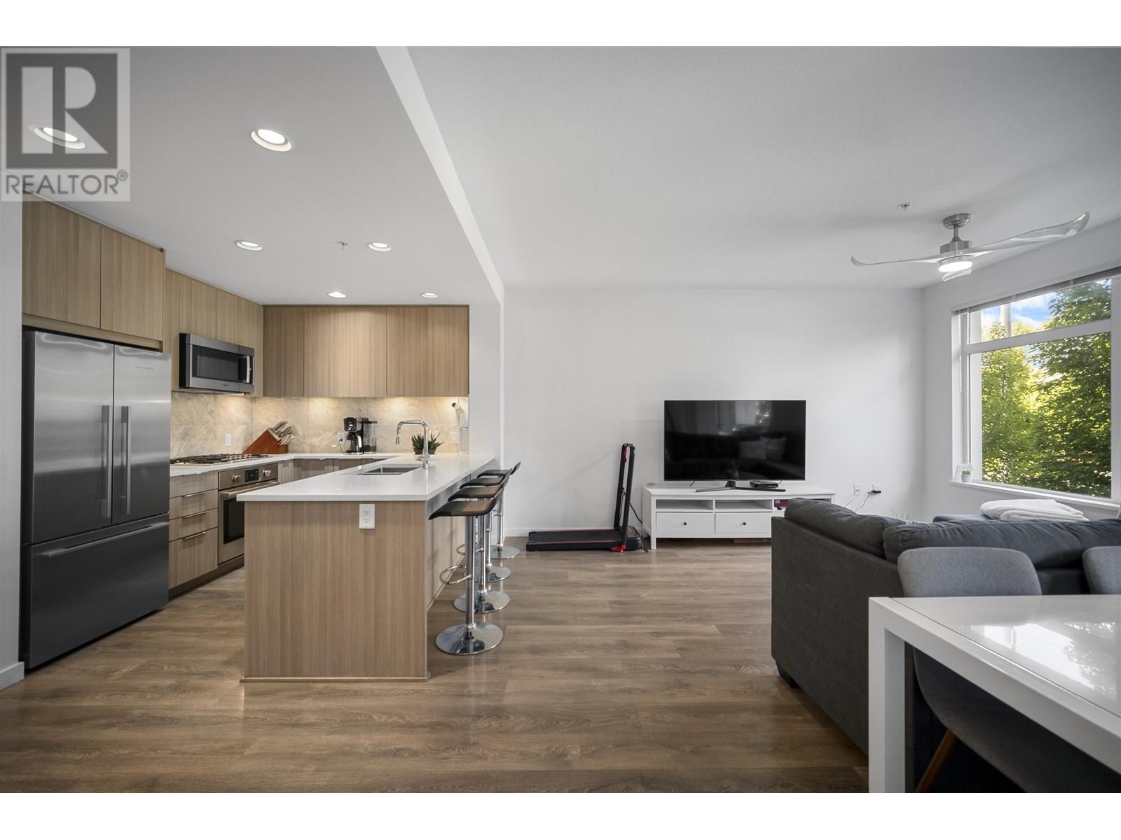 Photo 13 of 214 3289 Riverwalk Avenue, Vancouver BC