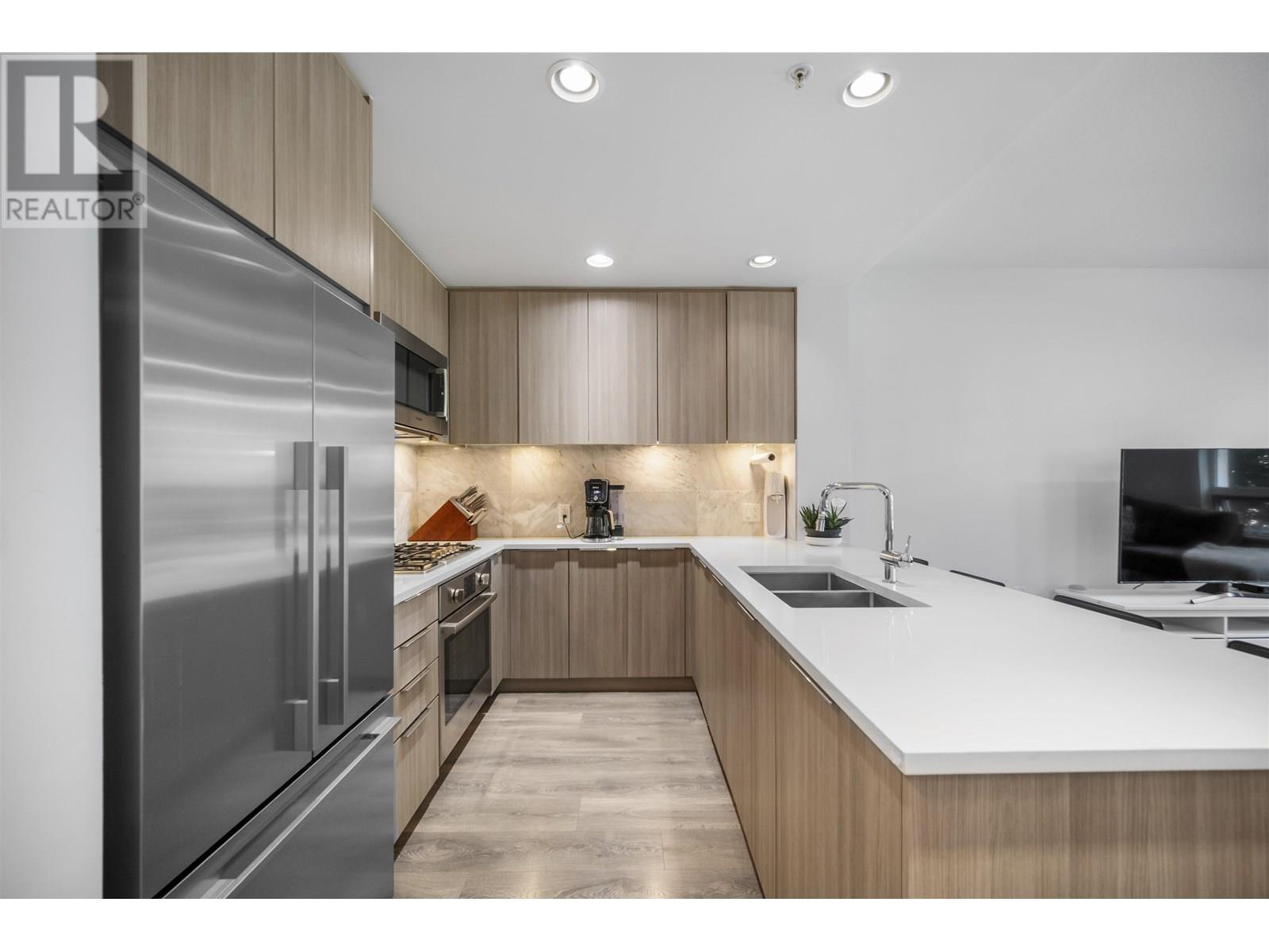 Photo 5 of 214 3289 Riverwalk Avenue, Vancouver BC