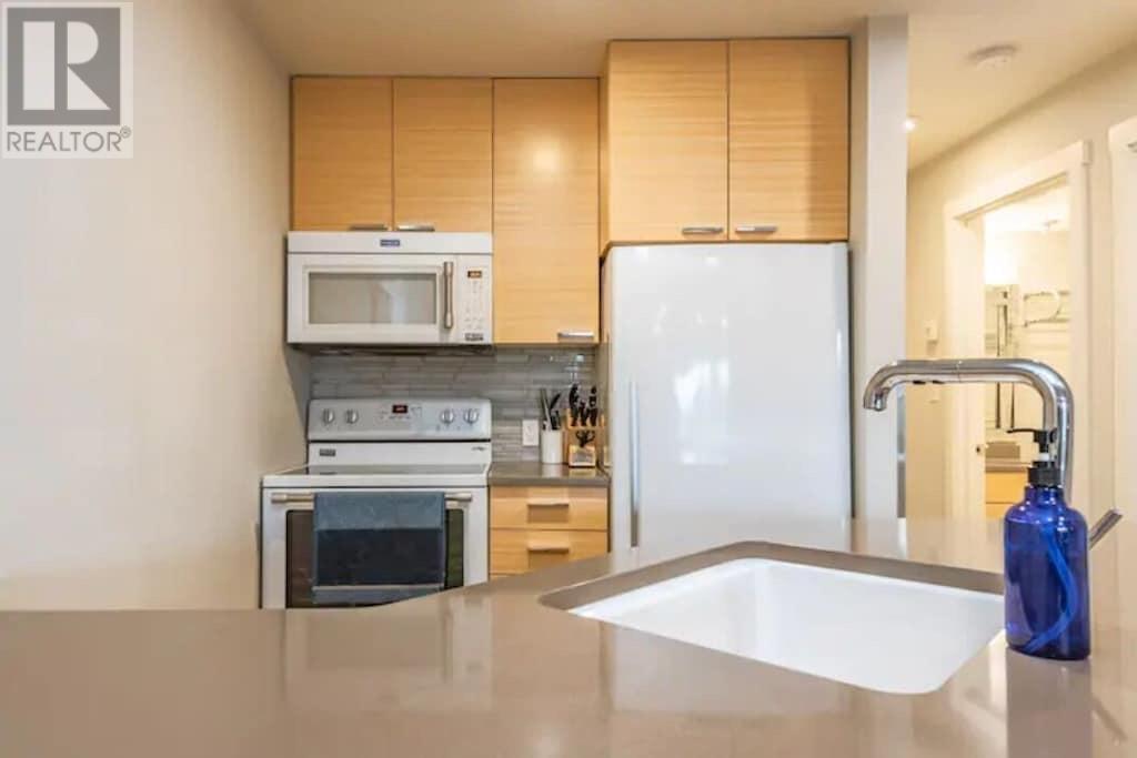 254 4340 LORIMER ROAD, Whistler