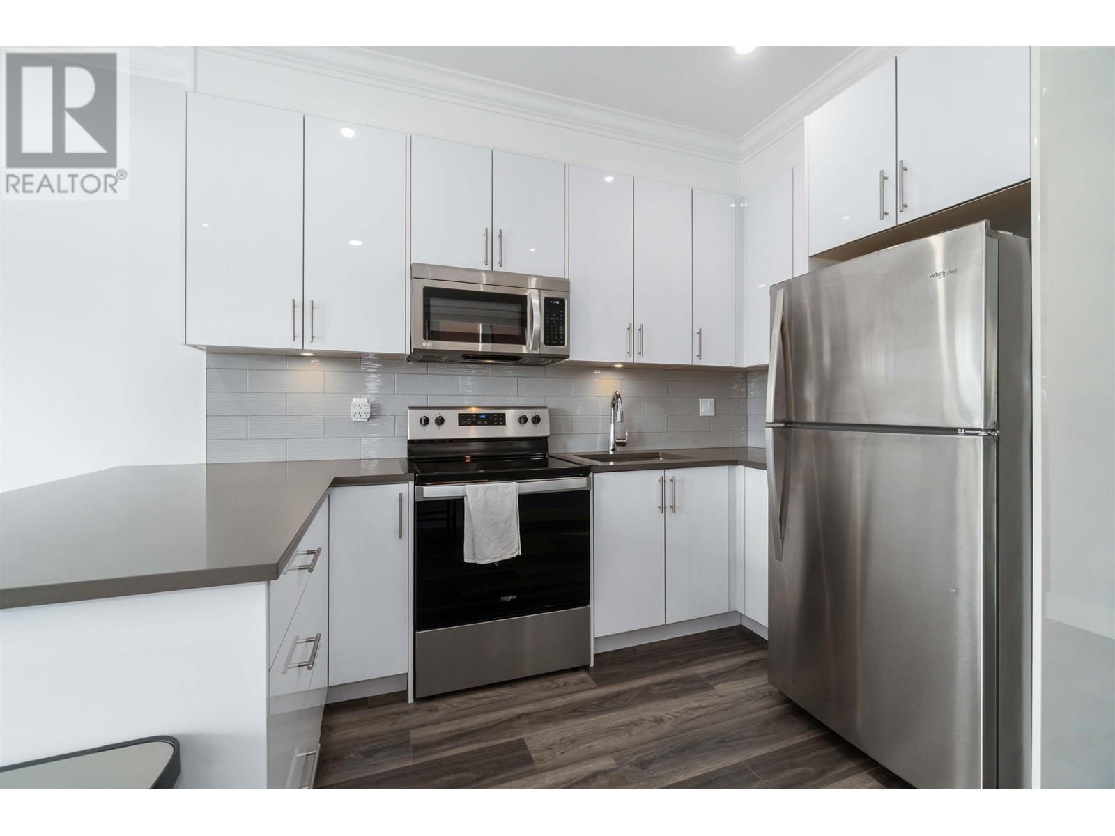 Photo 12 of 3164 Venables Street, Vancouver BC