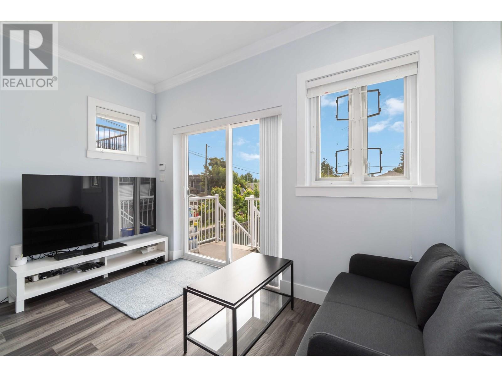 Photo 33 of 3164 Venables Street, Vancouver BC